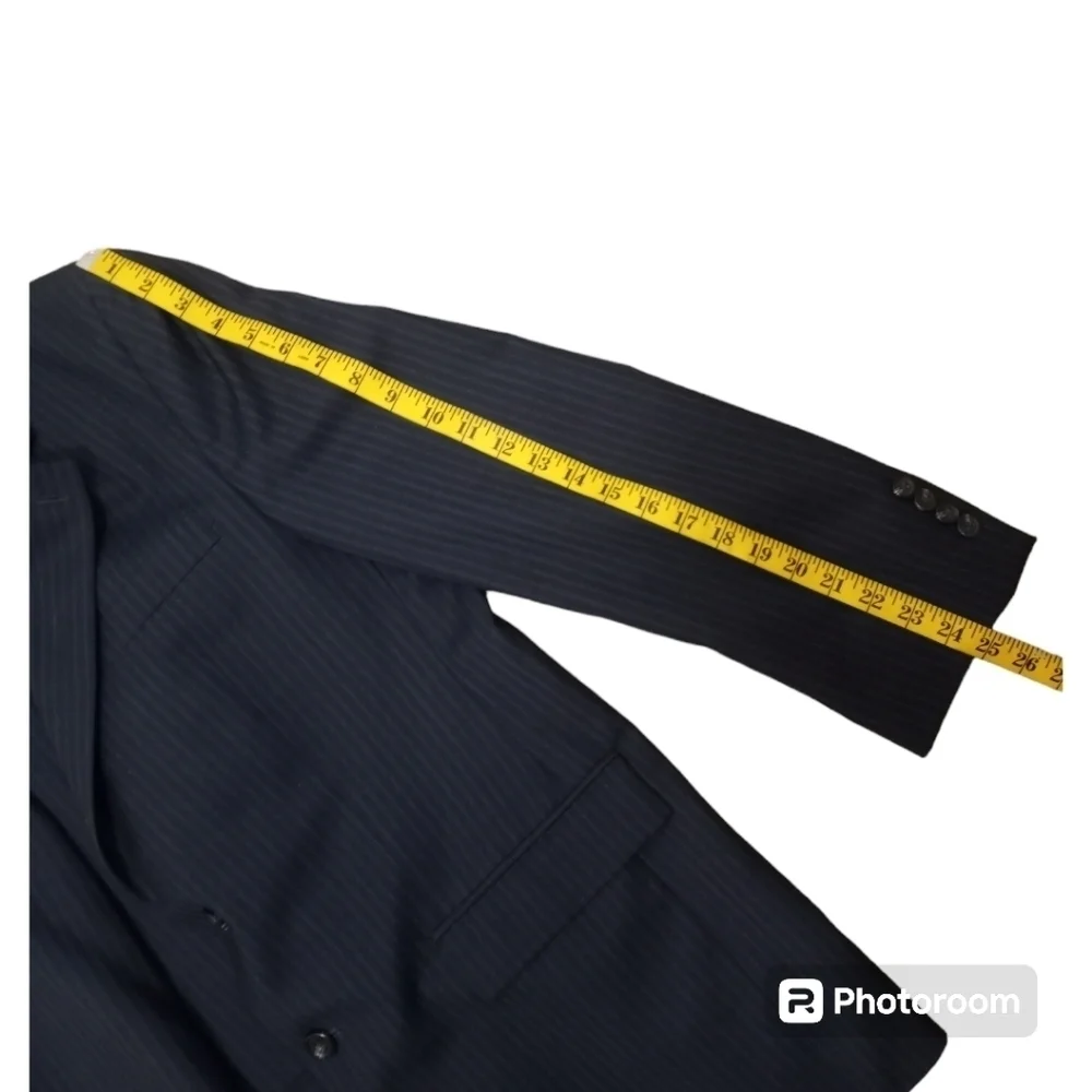 Ralph Lauren Men’s 40R Navy Pinstripe Wool Blazer – Classic Fit